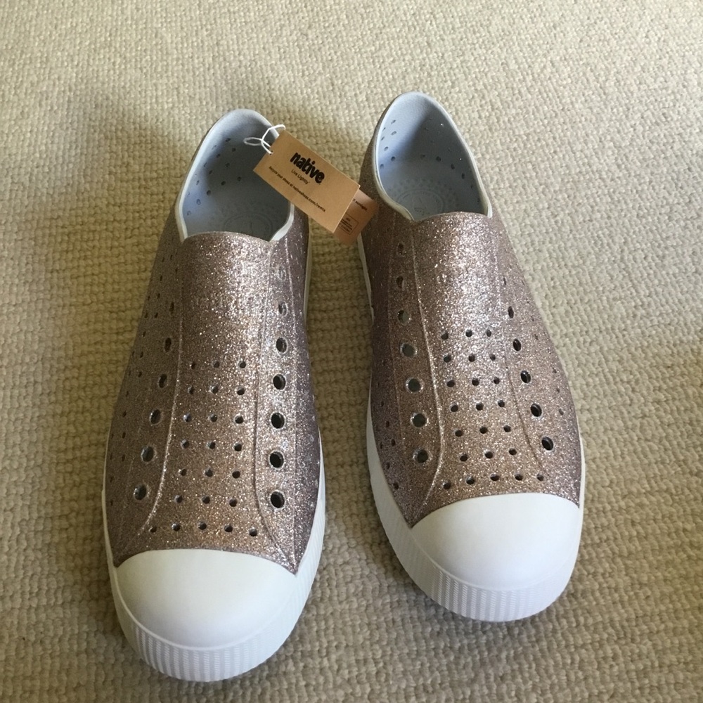 Native Kids Glitter Slip-On Sneakers in Rose
